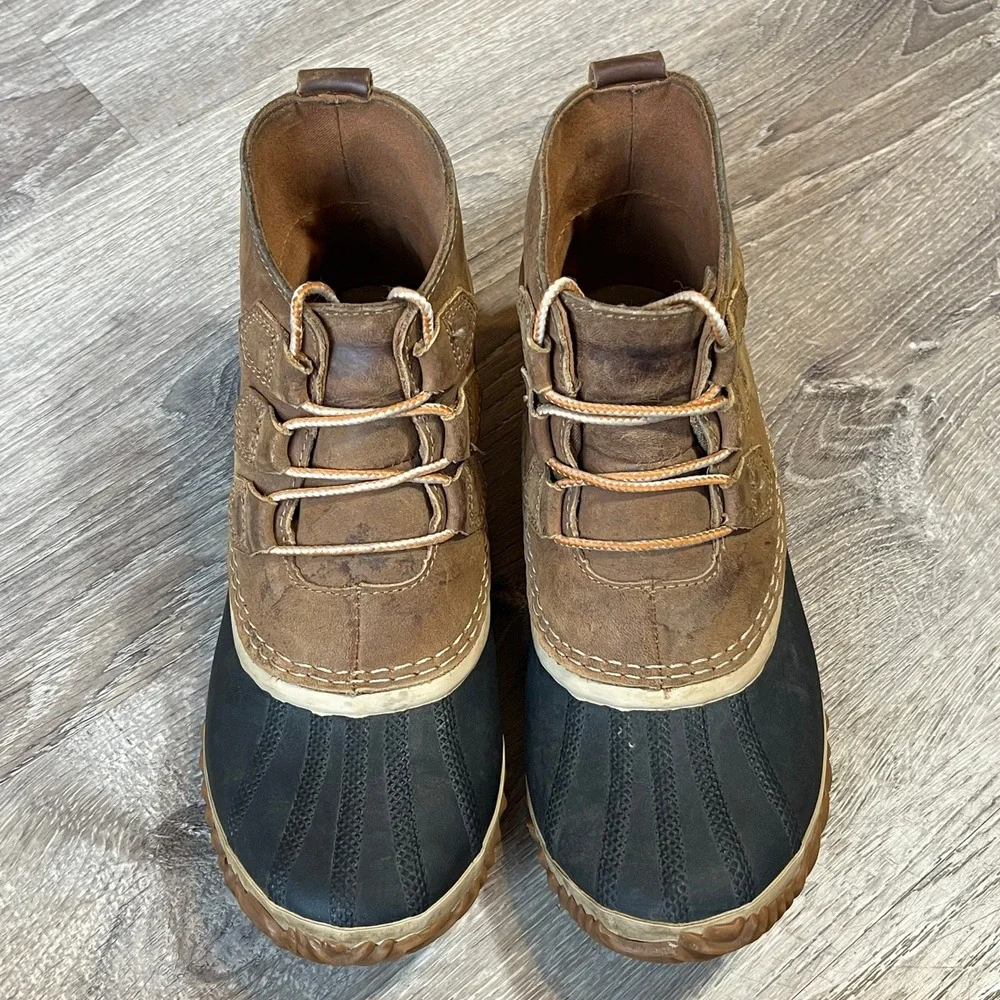 Sorel Out N About Leather Duck Boots Elk Black Waterproof Ankle NL2133-286 Wom 9